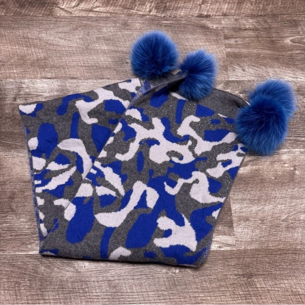 Mitchie's Vintage 100% Wool Blue
Camo Scarf